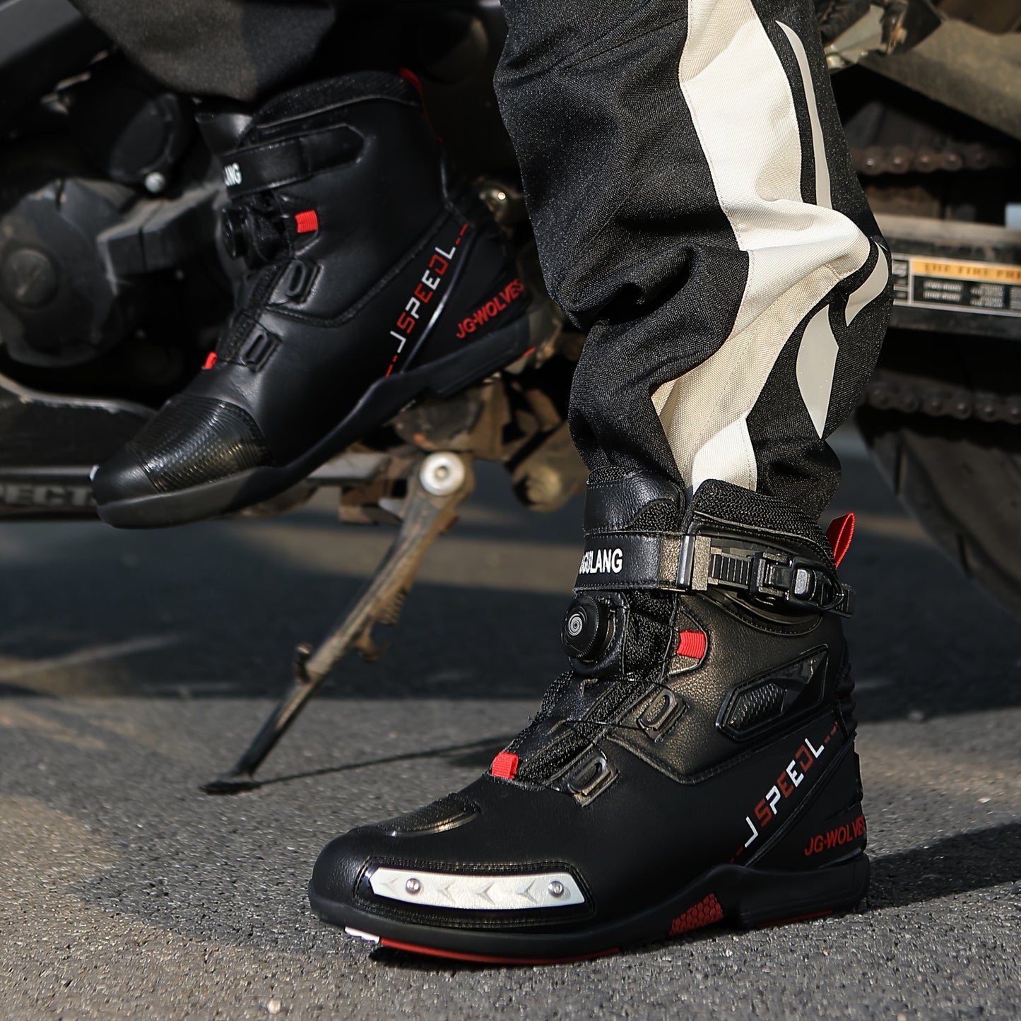 Botas de Moto Profissionais Masculinas Elegantes de Cano Alto com Fivela Rotativa Ajustável, Sola de Borracha Durável e Antiderrapante, Cabedal de Microfibra, Calçado Masculino